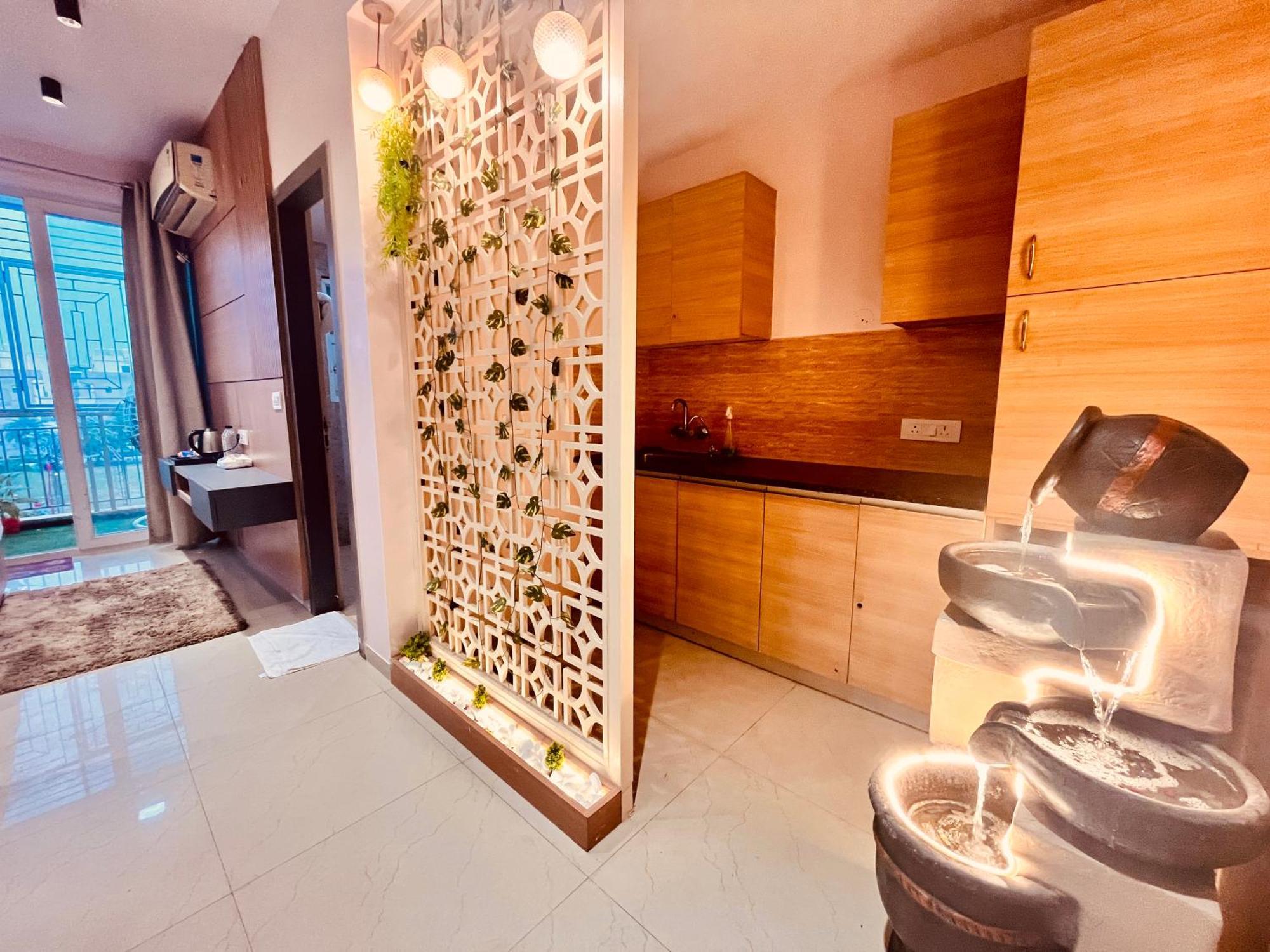 Pearl Grand Boutique Cottage In Omaxe Anandam Vrindavan - #Premium Ac Rooms With Balcony #Big Parking #Lift #Garden #Peaceful Area #Near Prem Mandir #Property Of The Year #Most Awarded Vrindāvan Exterior foto