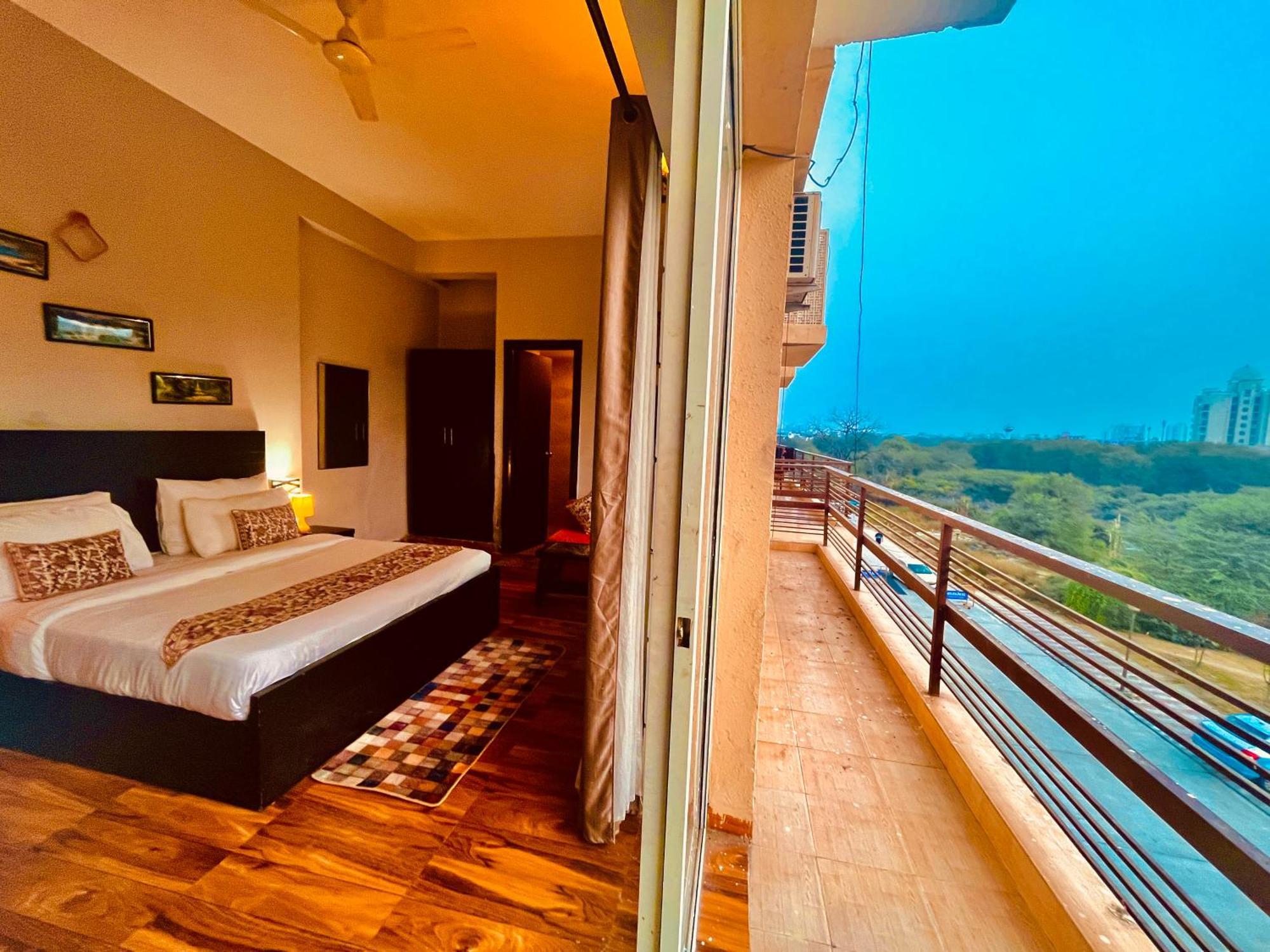 Pearl Grand Boutique Cottage In Omaxe Anandam Vrindavan - #Premium Ac Rooms With Balcony #Big Parking #Lift #Garden #Peaceful Area #Near Prem Mandir #Property Of The Year #Most Awarded Vrindāvan Exterior foto