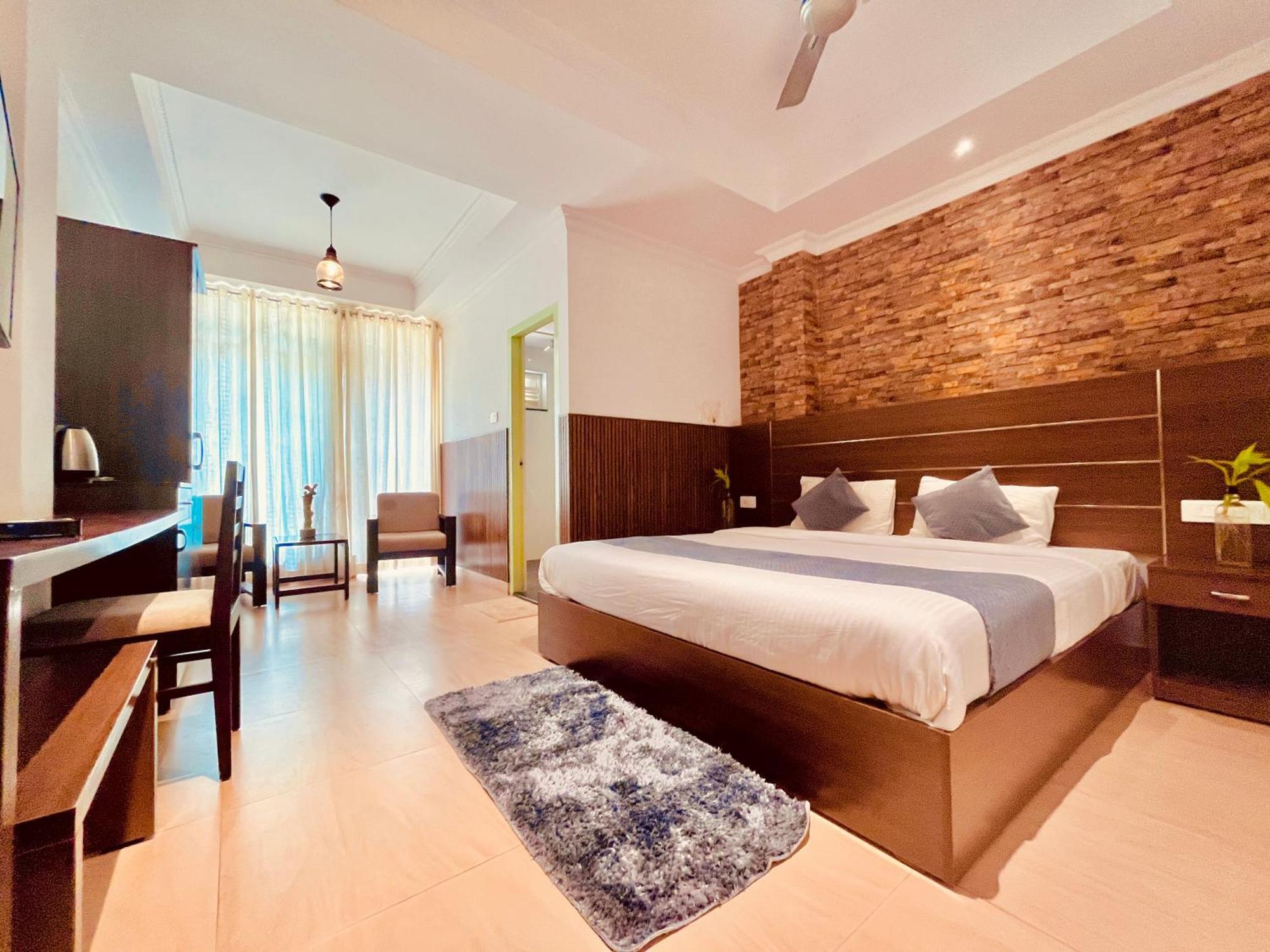 Pearl Grand Boutique Cottage In Omaxe Anandam Vrindavan - #Premium Ac Rooms With Balcony #Big Parking #Lift #Garden #Peaceful Area #Near Prem Mandir #Property Of The Year #Most Awarded Vrindāvan Exterior foto