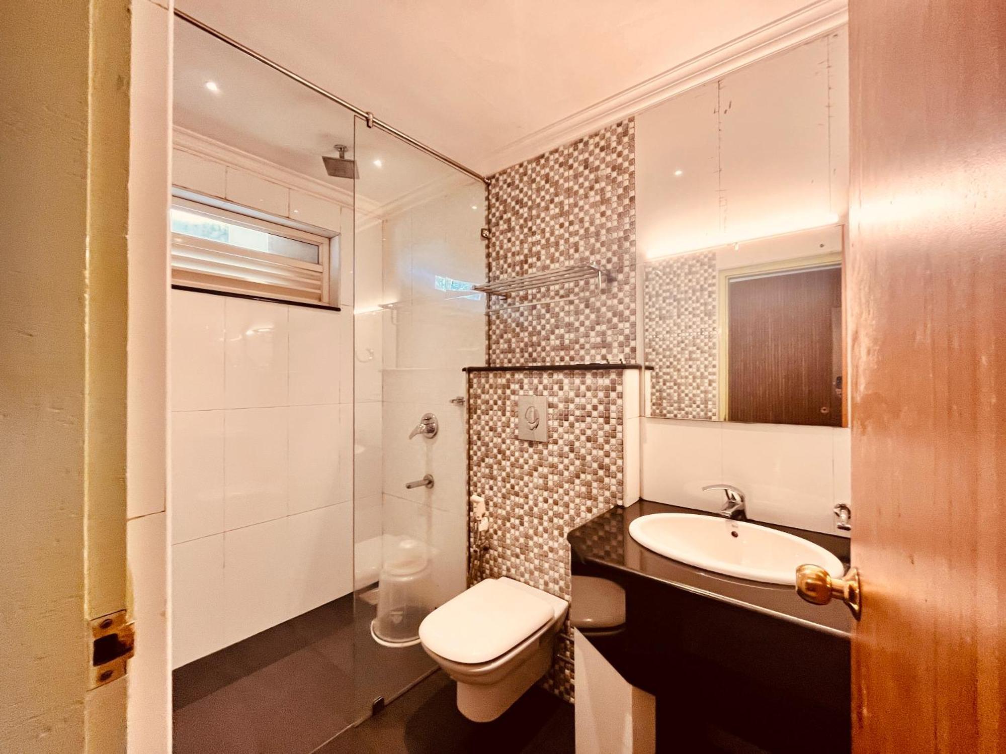 Pearl Grand Boutique Cottage In Omaxe Anandam Vrindavan - #Premium Ac Rooms With Balcony #Big Parking #Lift #Garden #Peaceful Area #Near Prem Mandir #Property Of The Year #Most Awarded Vrindāvan Exterior foto